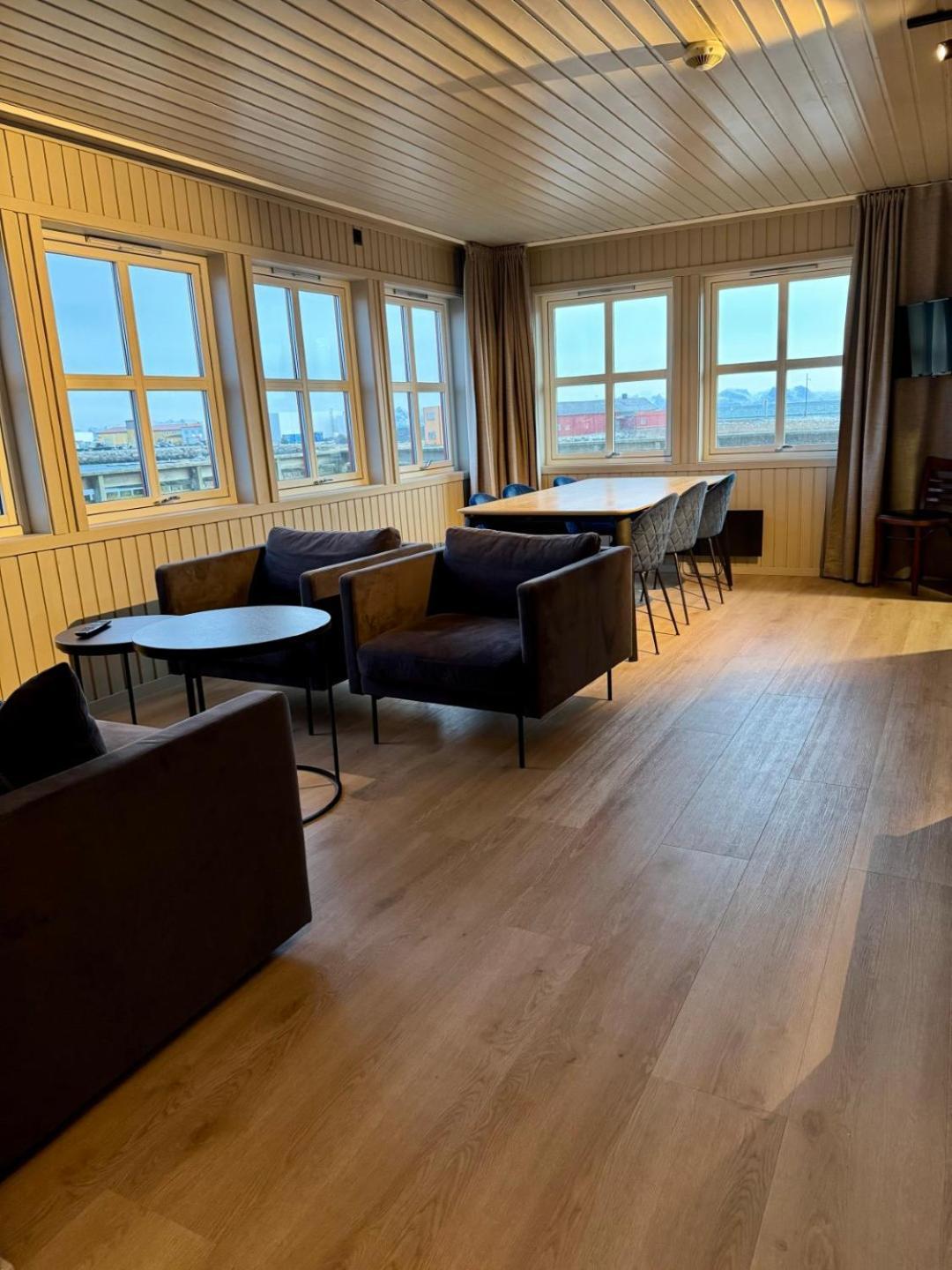 אנדנס Gronnbuene Rorbu Hotel מראה חיצוני תמונה