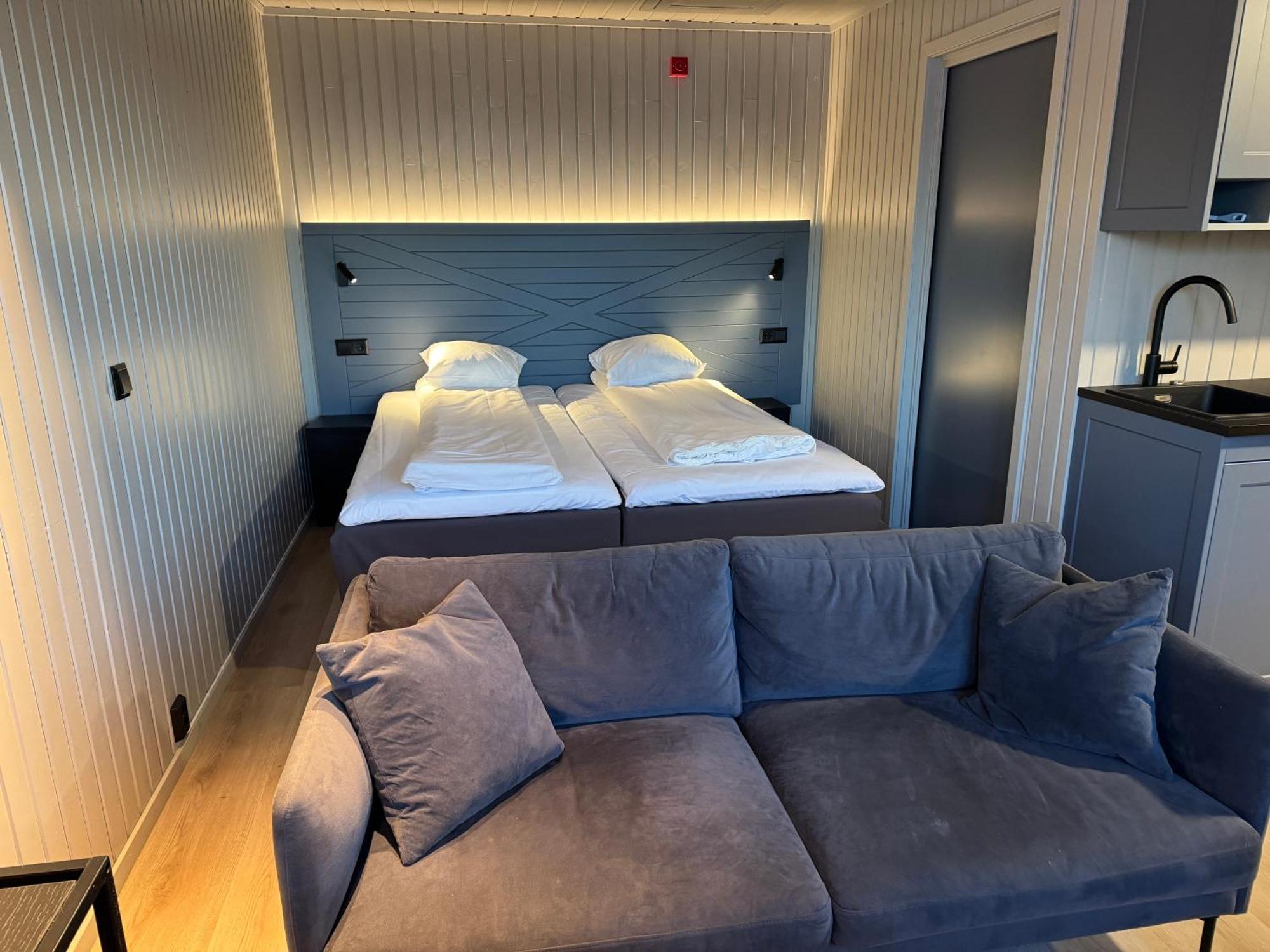אנדנס Gronnbuene Rorbu Hotel מראה חיצוני תמונה